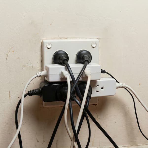 Overloaded power point - DIY electrical mistakes